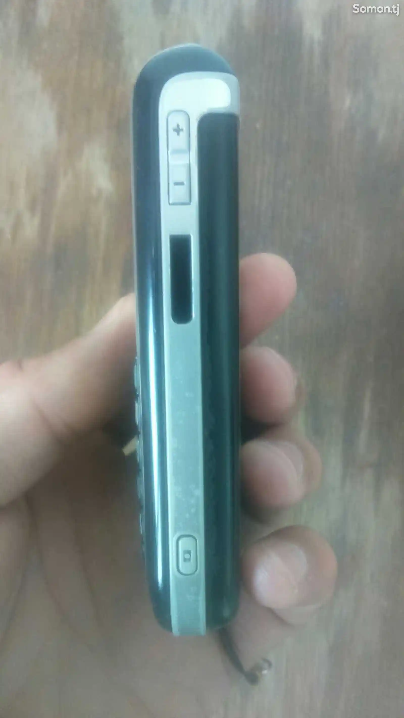 Nokia 6151 3G-6