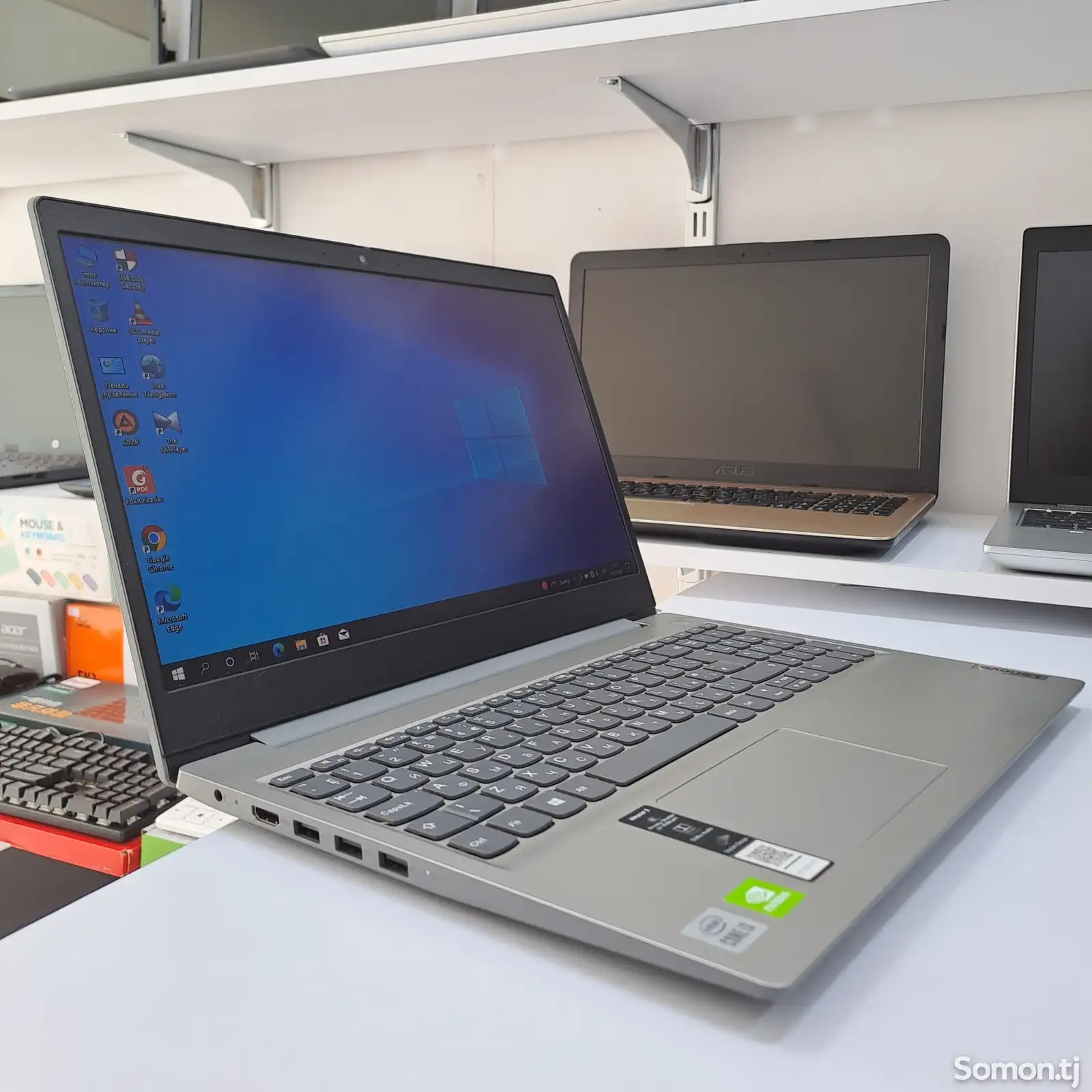 Ноутбук Lenovo core i3-10110U-2