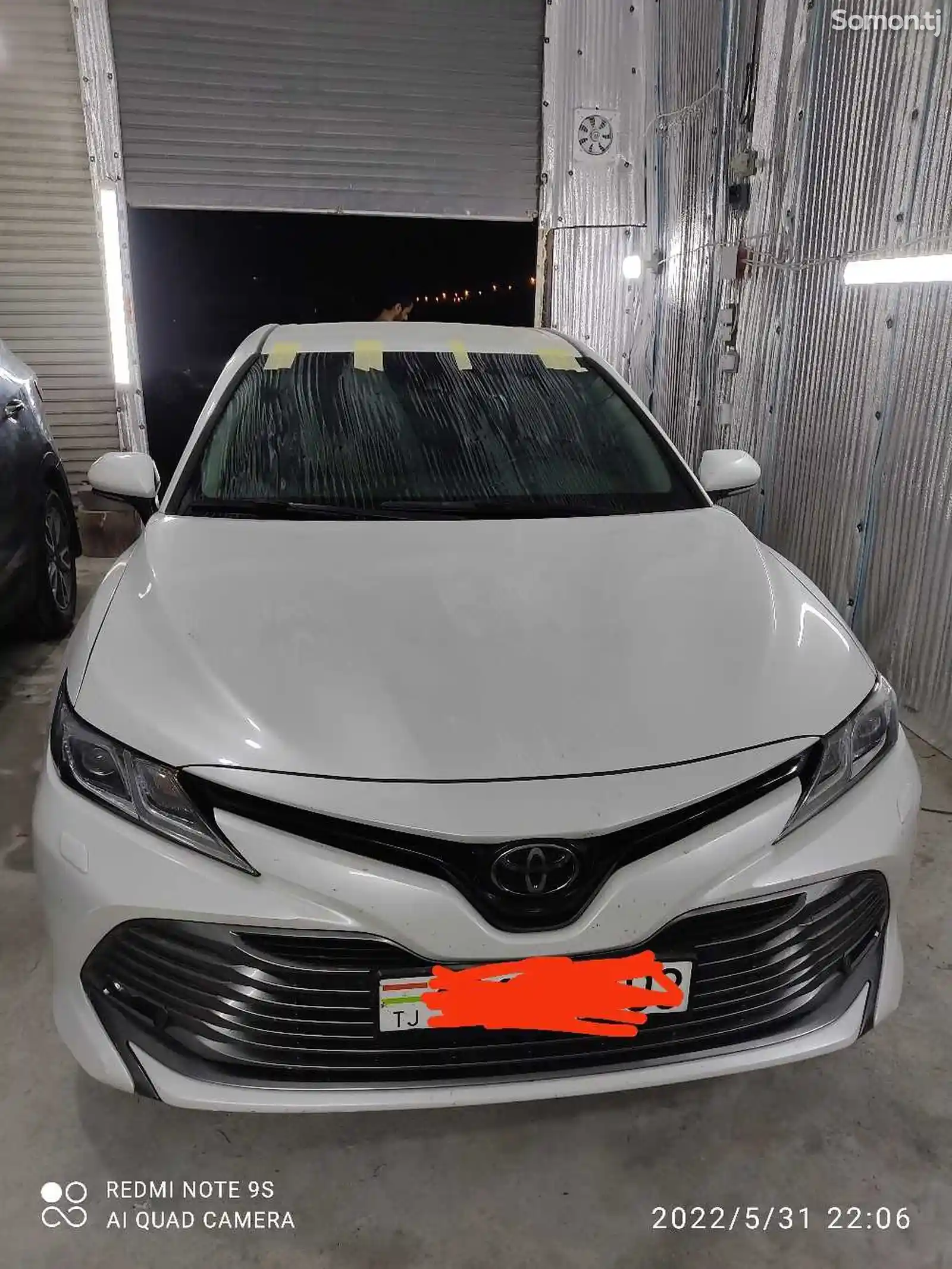 Лобовое стекло от Toyota Camry-1