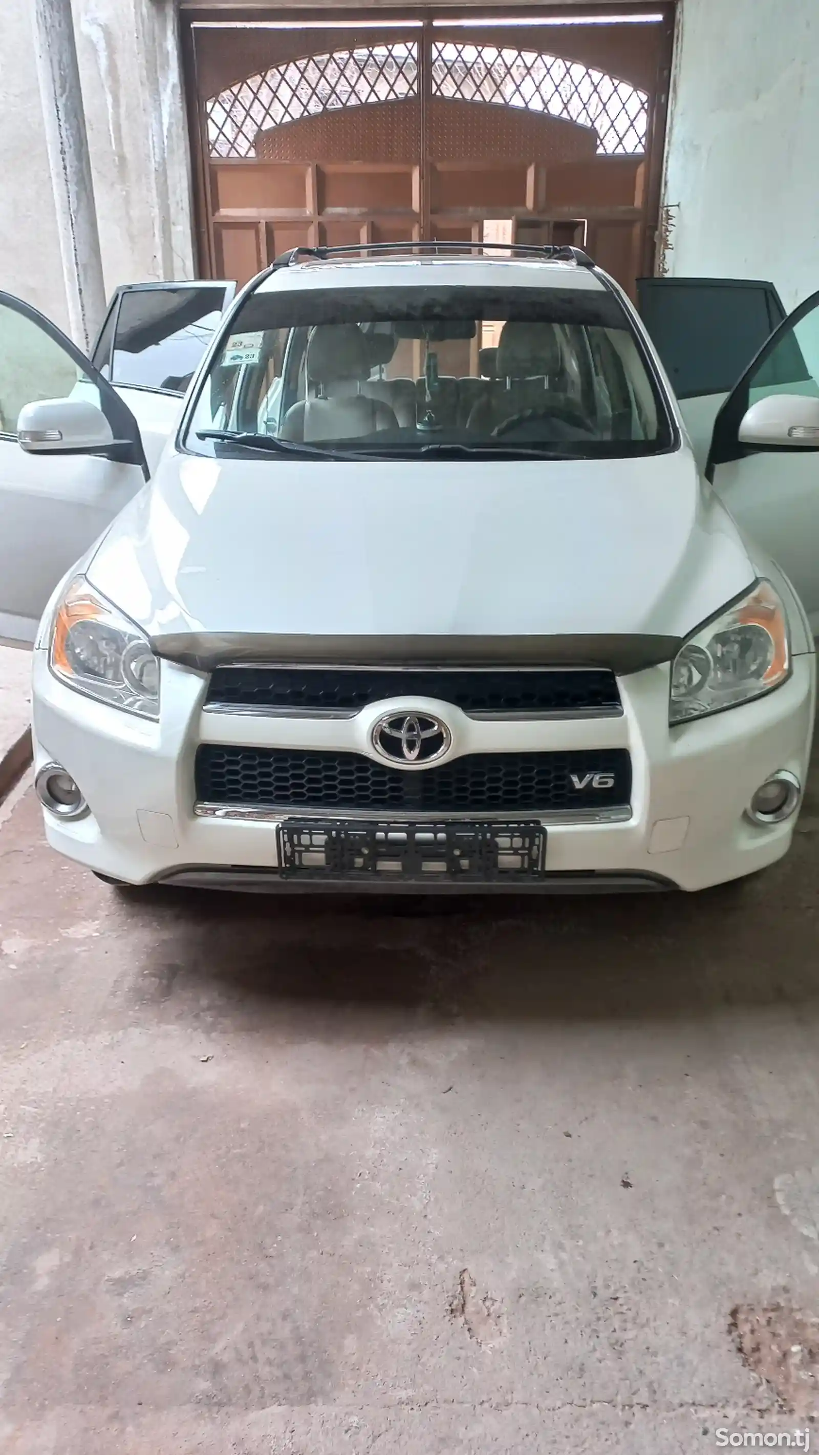 Toyota RAV 4, 2011-1