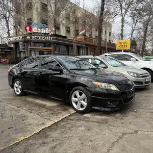 Toyota Camry, 2010