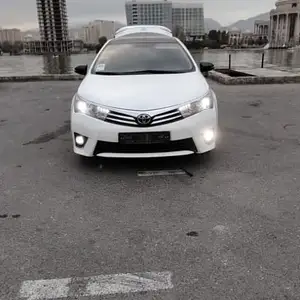 Toyota Corolla, 2014