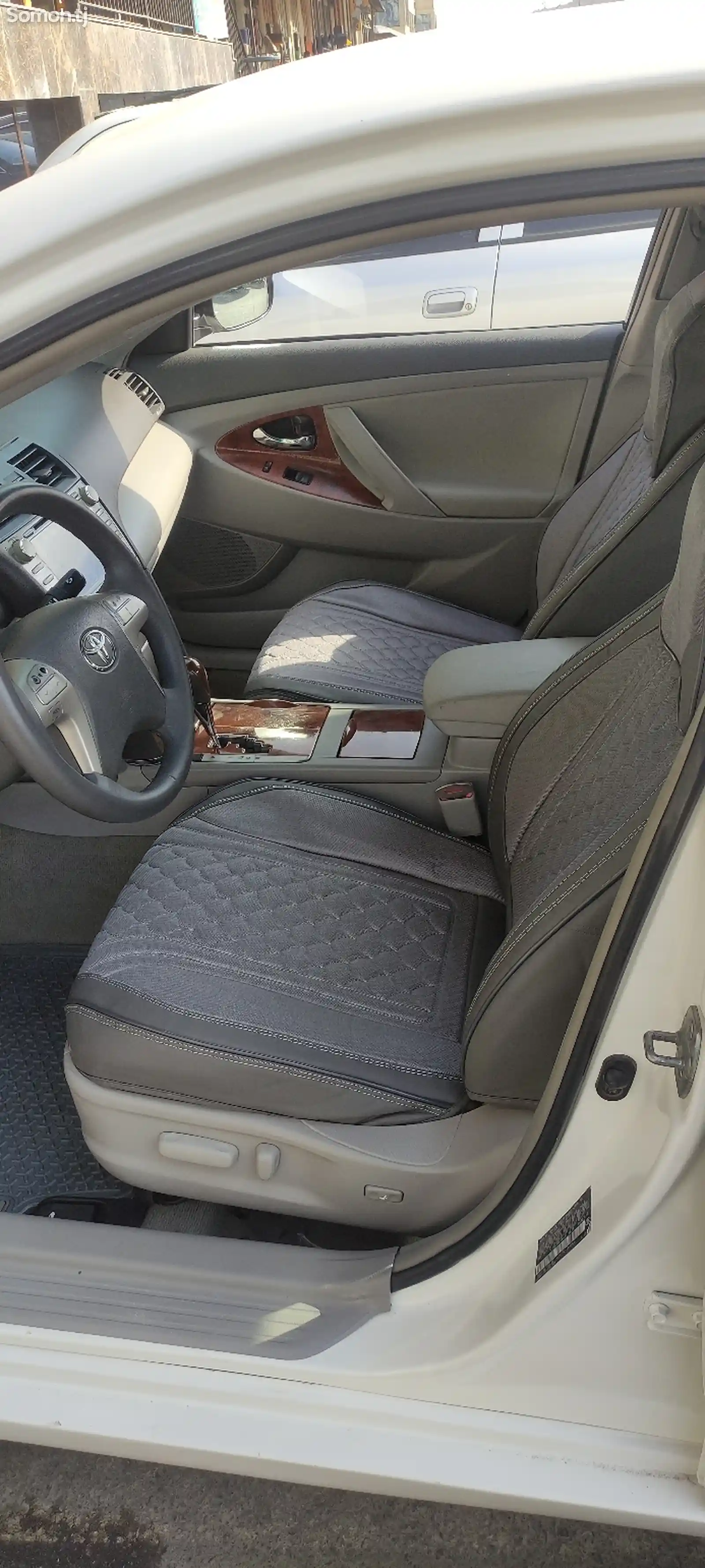 Toyota Camry, 2010-9