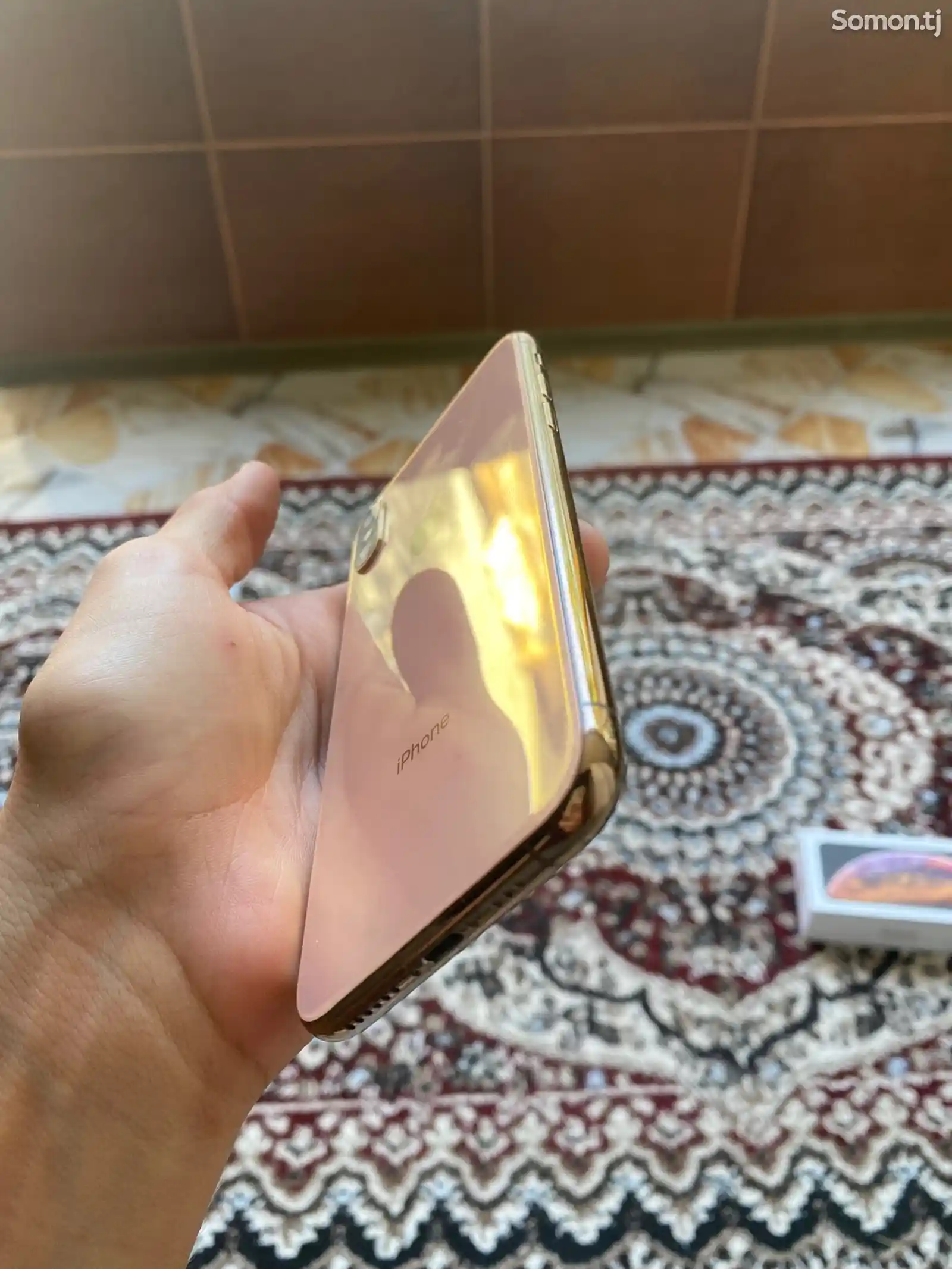 Apple iPhone Xs, 64 gb, Gold-3