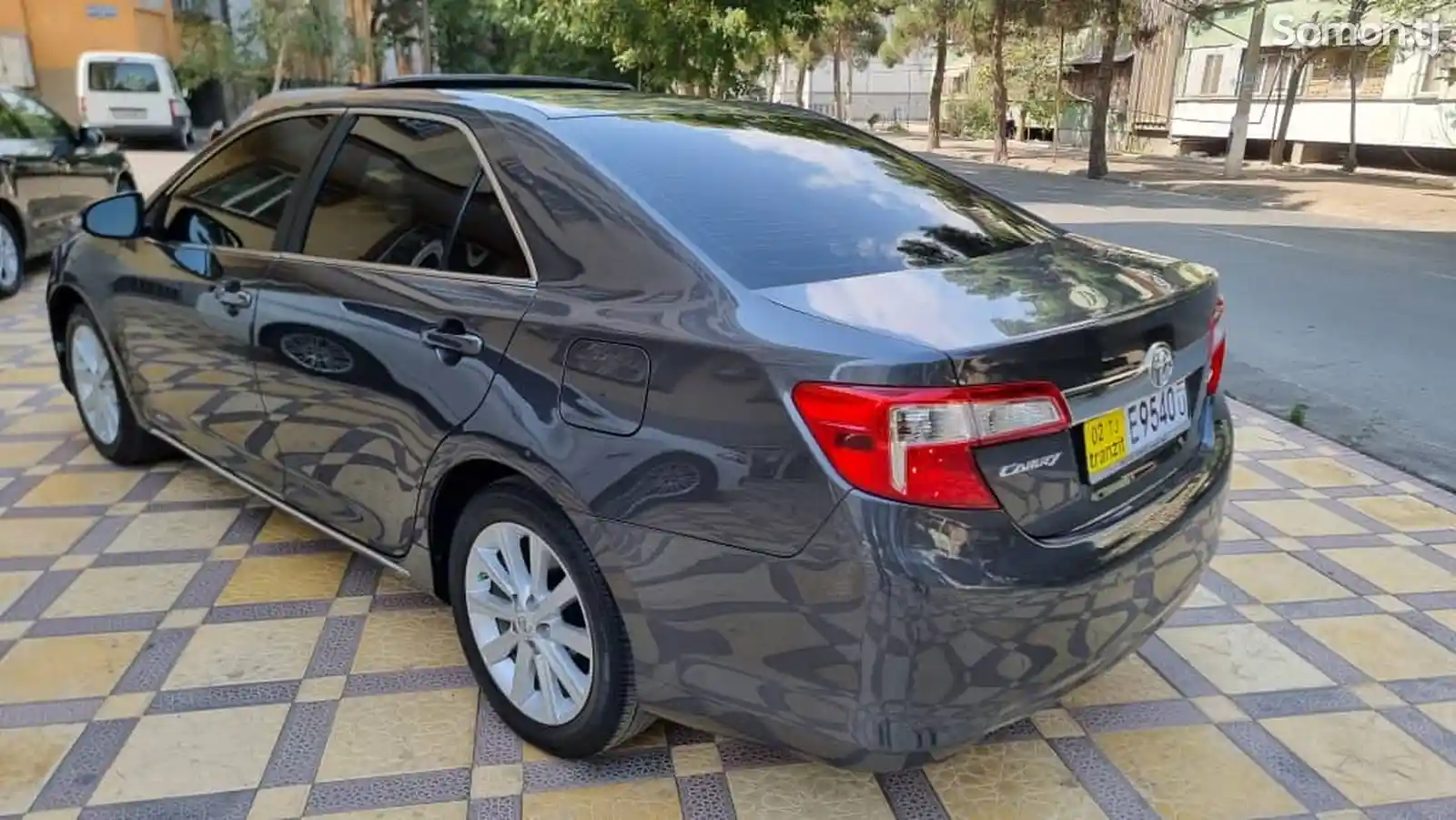 Toyota Camry, 2013-1