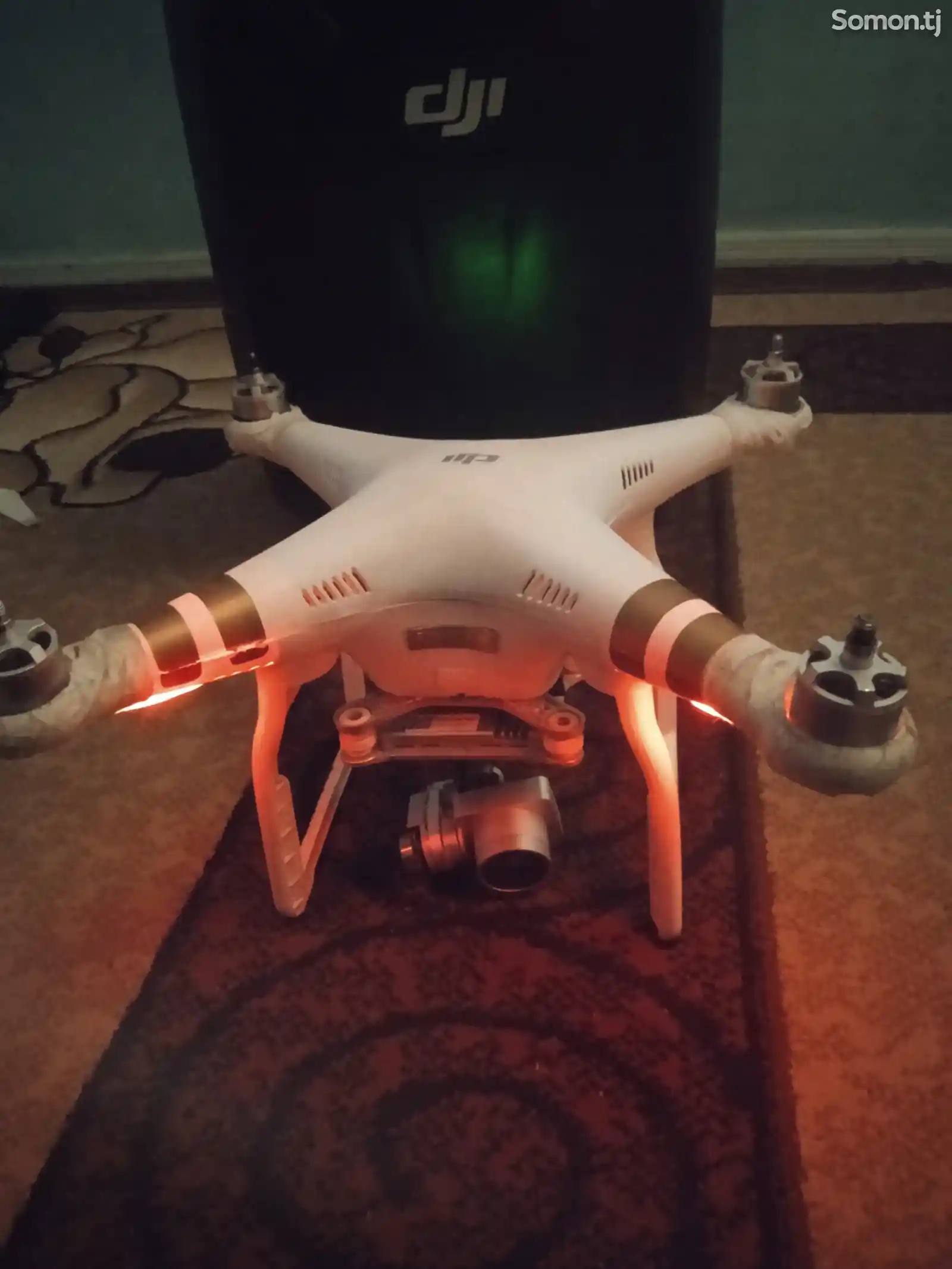 Квадрокоптер DJI Phantom 3 Pro-4