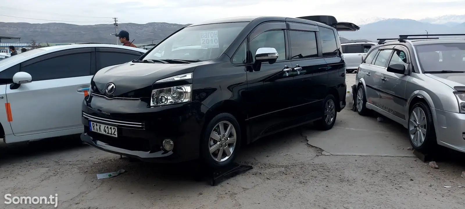 Toyota Voxy, 2010-1