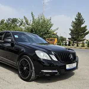 Mercedes-Benz E class, 2011