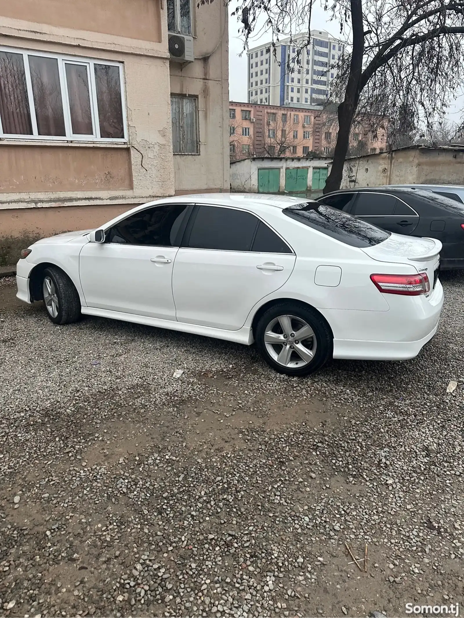 Toyota Camry, 2010-1