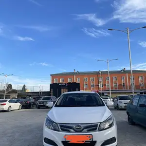 BYD E5, 2019