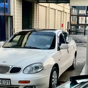 Daewoo Leganza, 1999