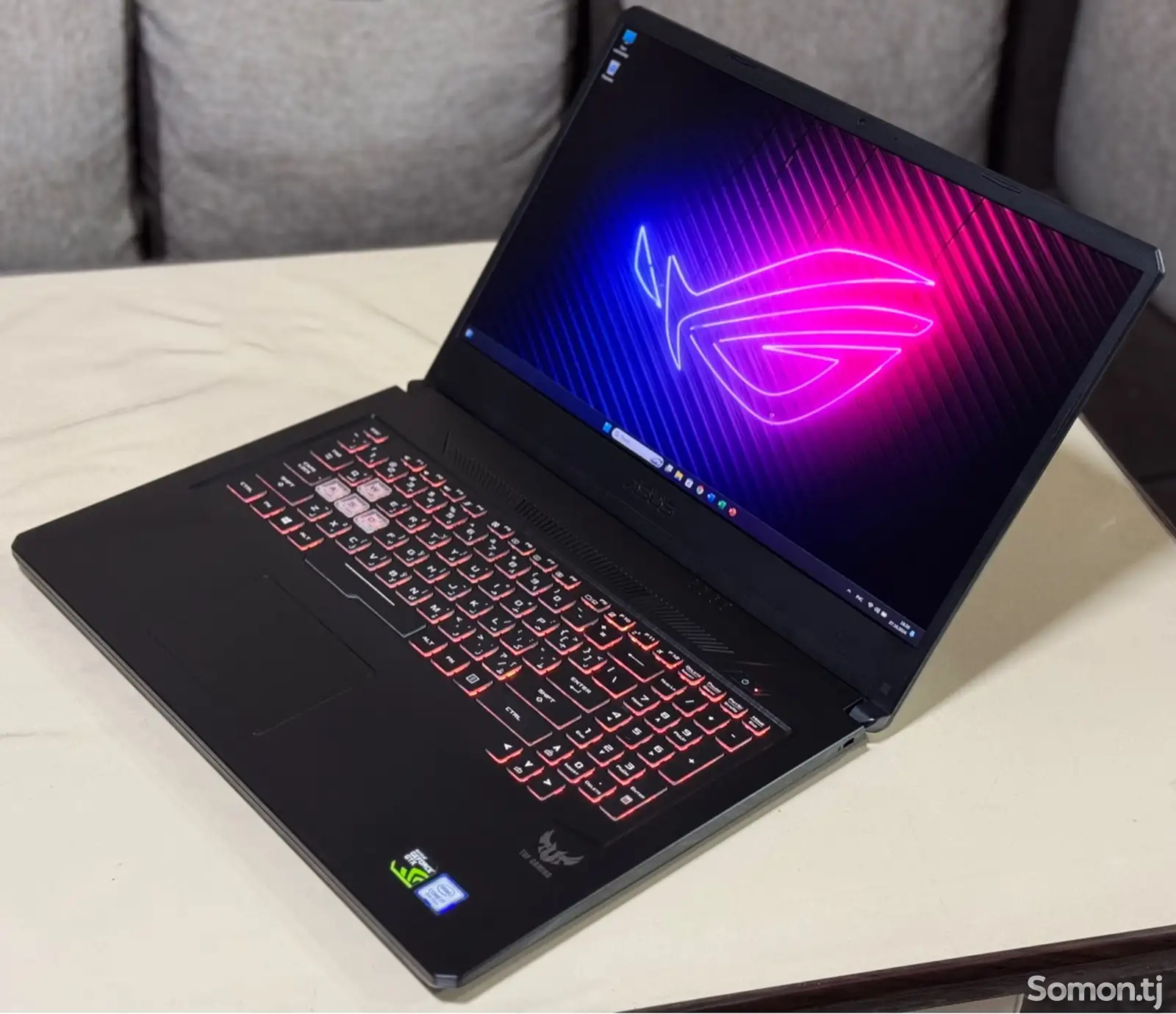 Игровой ноутбук Asus Tuff FX86S i7-8gen-2