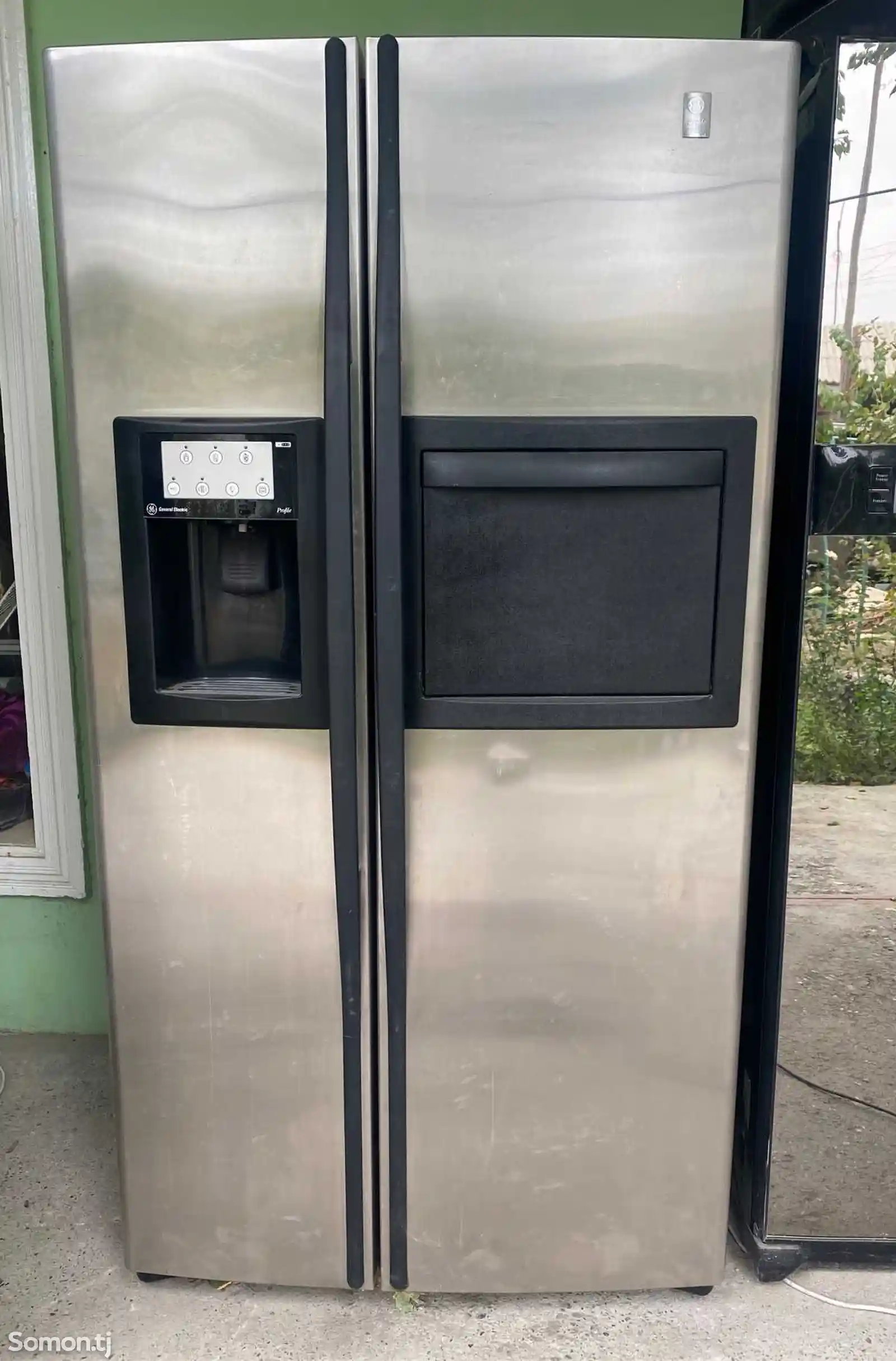 Холодильник Loulsville-1