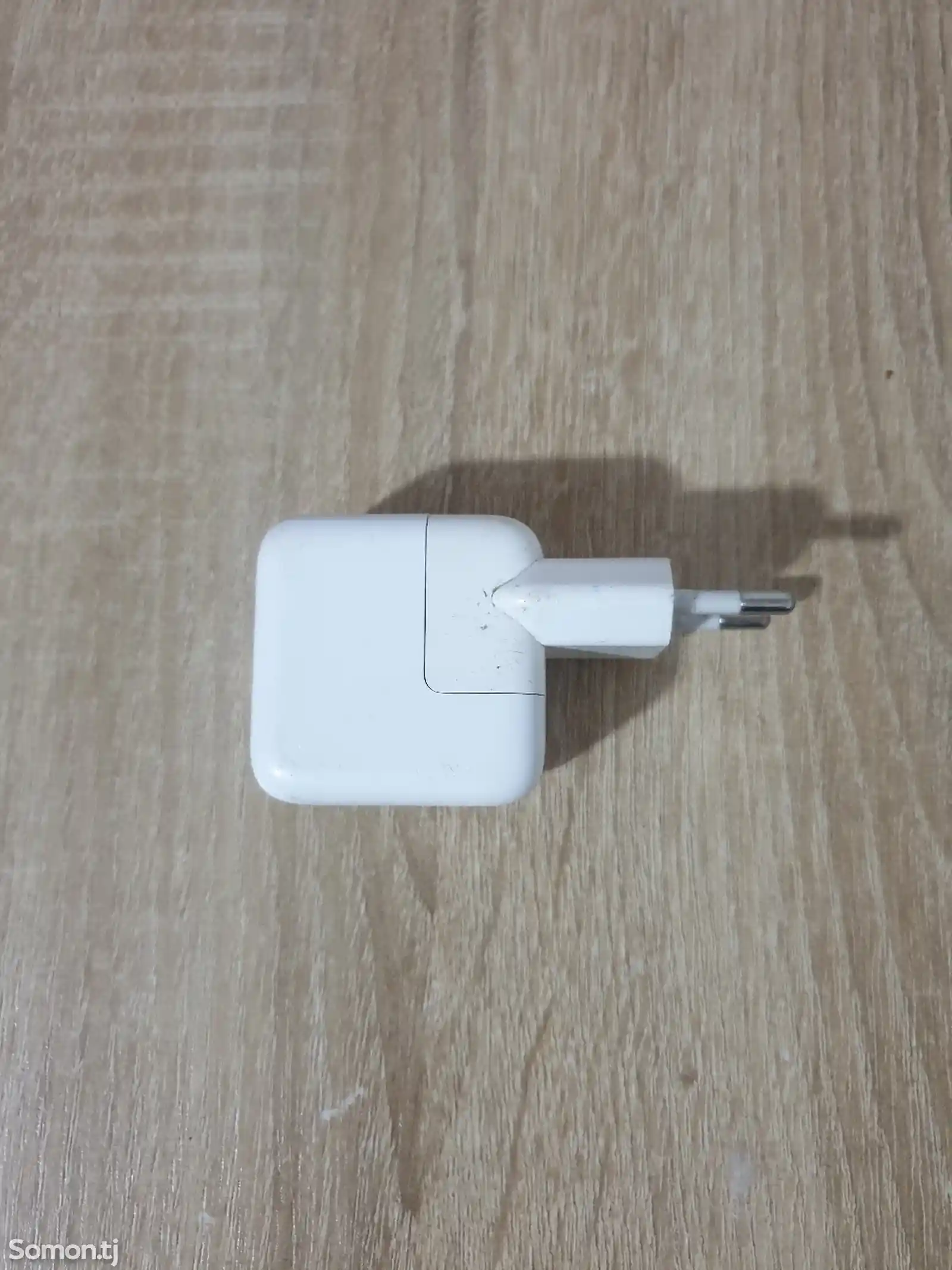 Зарядное устройство Apple-1
