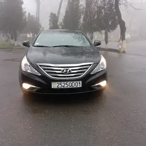 Hyundai Sonata, 2013