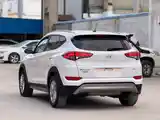 Hyundai Tucson, 2016-6