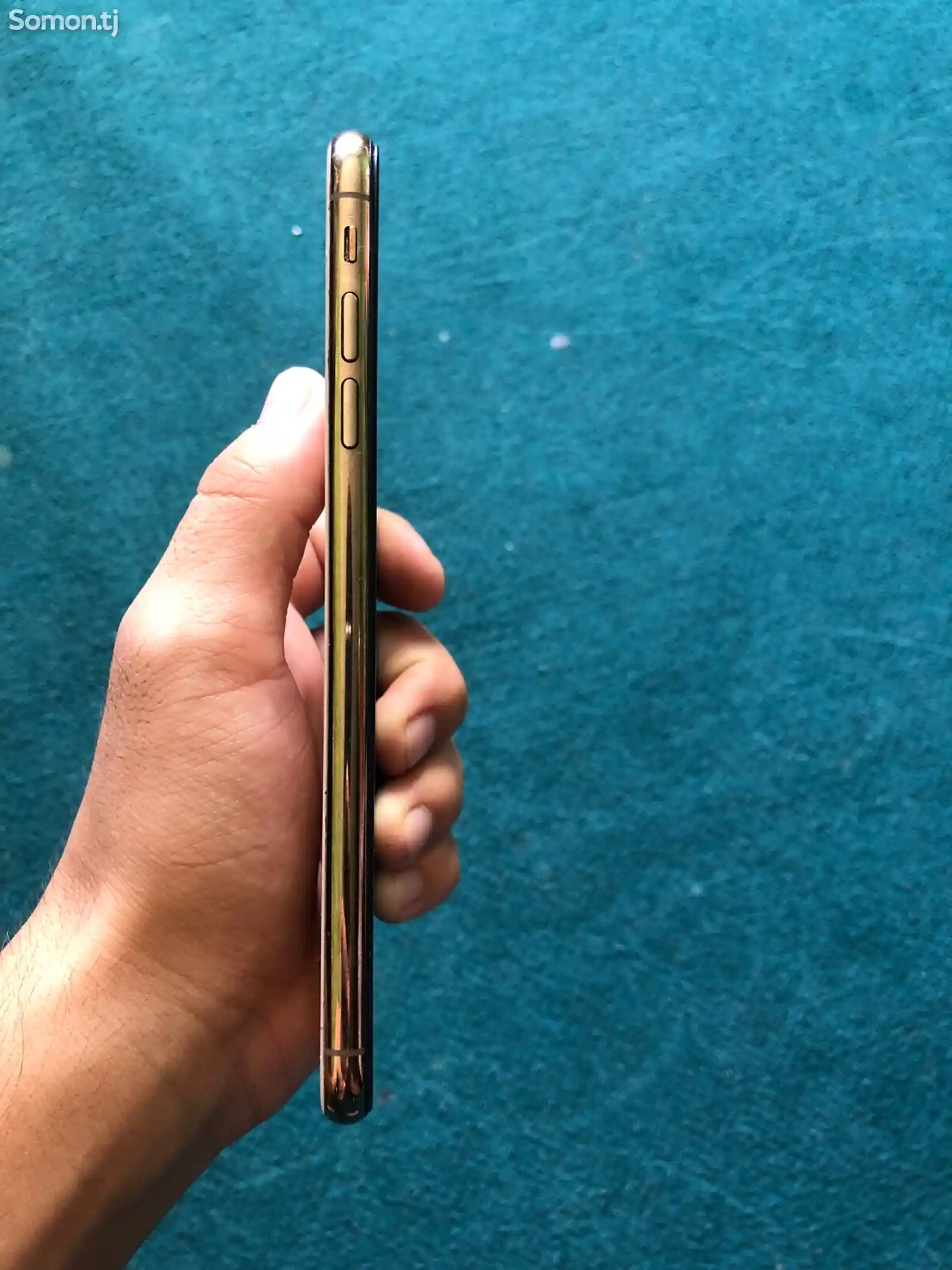 Apple iPhone Xs Max, 64 gb, Gold-3