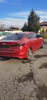 Hyundai Elantra, 2017-2