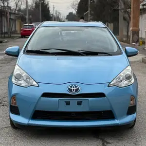 Toyota Aqua, 2015