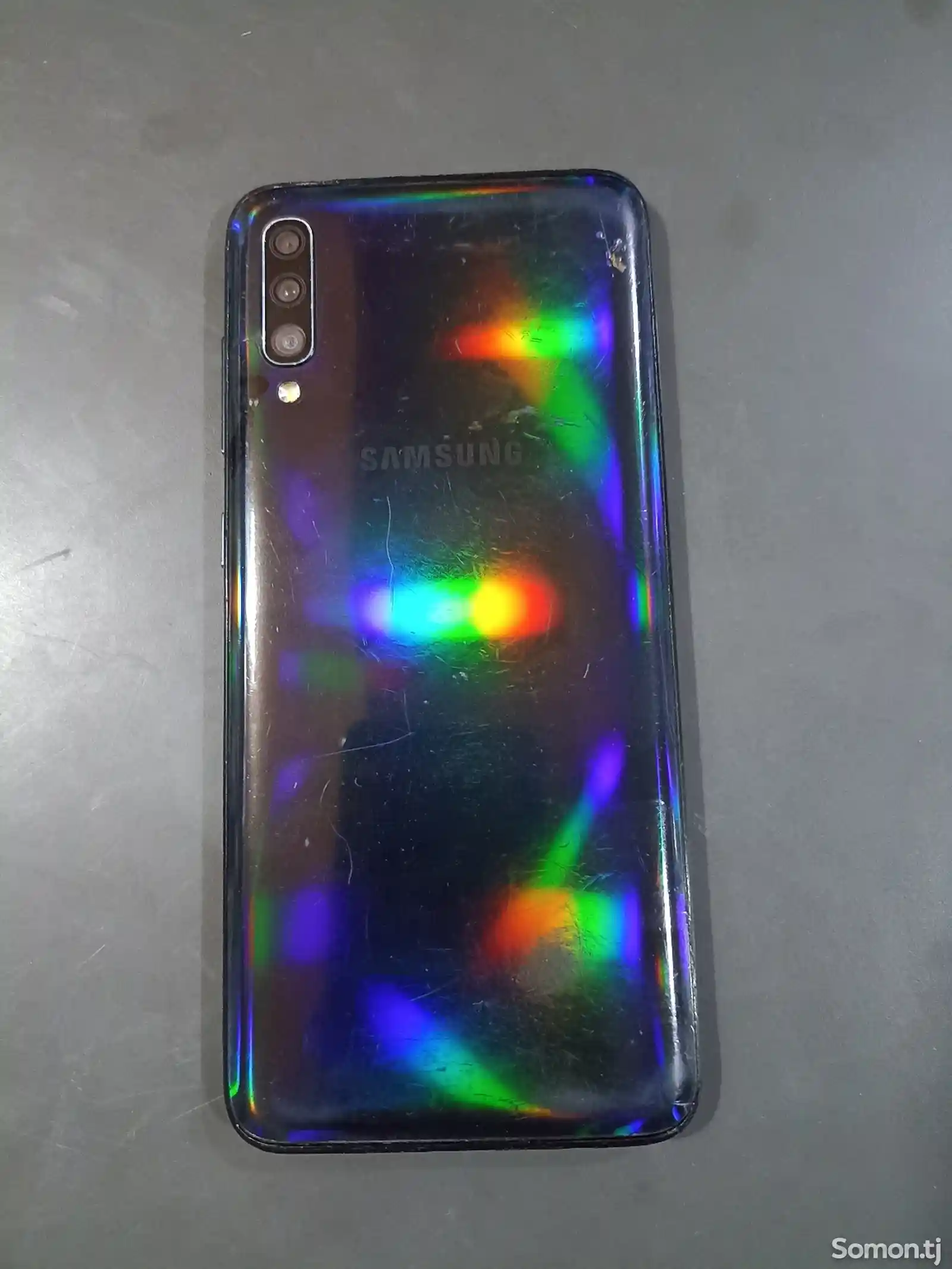 Samsung Galaxy A70-2