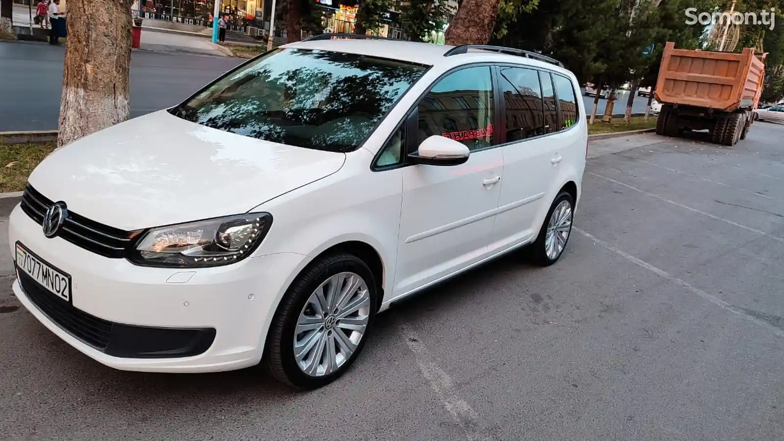 Volkswagen Touran, 2012-2