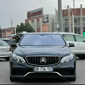 Лобовое стекло фиолетовое от Mercedes-Benz W212