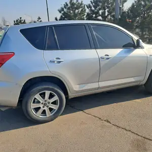 Toyota RAV 4, 2007