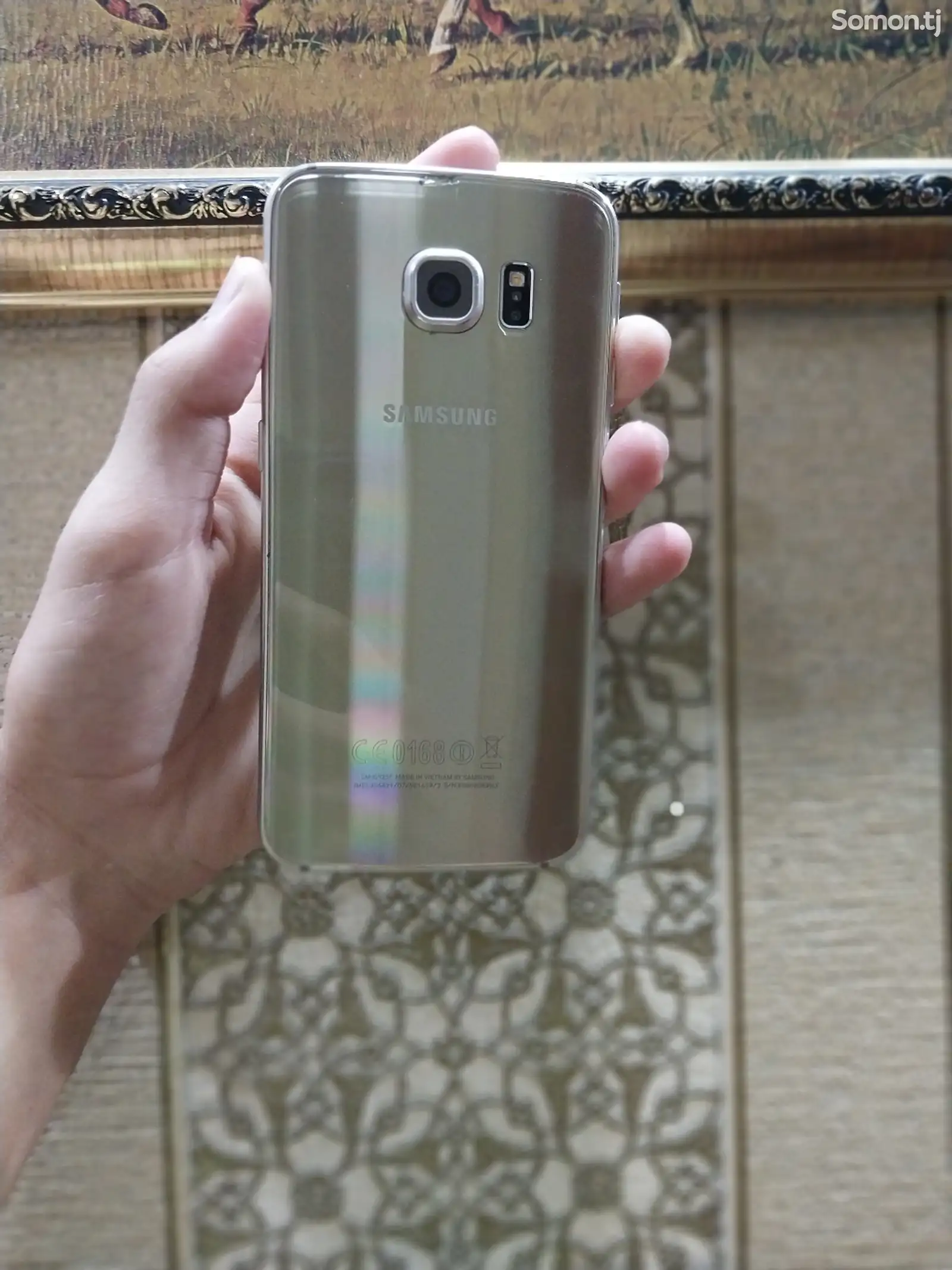 Samsung Galaxy S6 edge-1