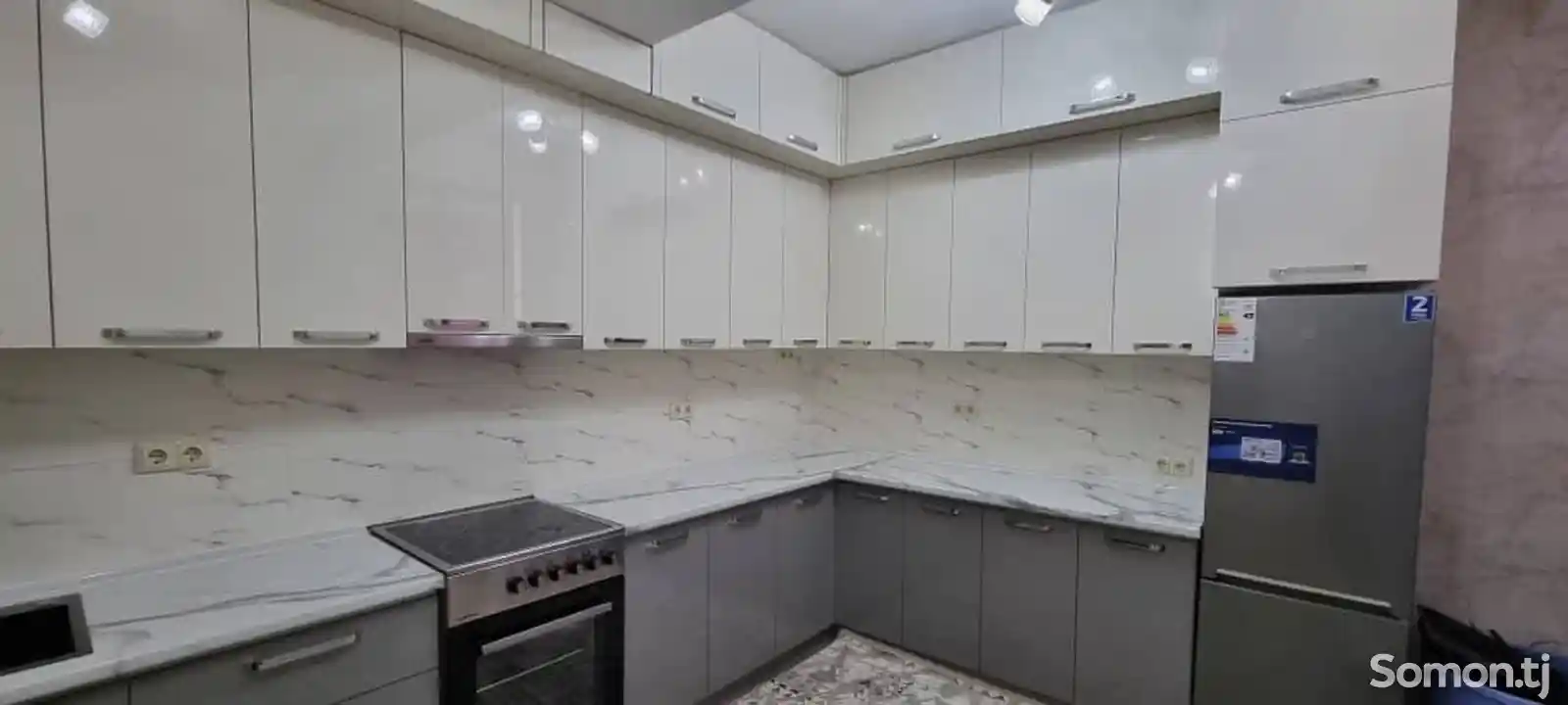 3-комн. квартира, 2 этаж, 110м², 63 мкр-6