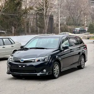 Toyota Fielder, 2014