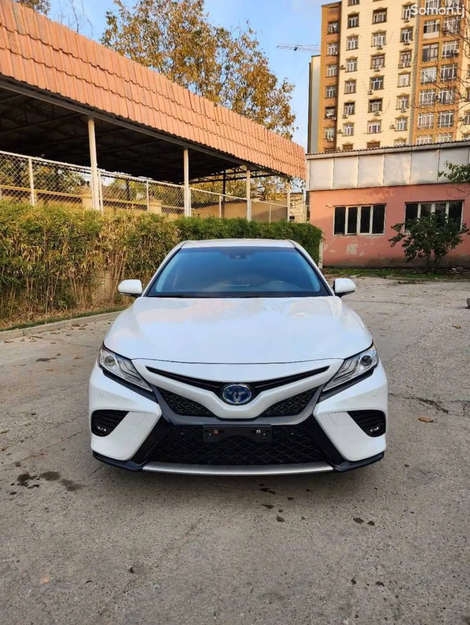 Toyota Camry, 2018-1