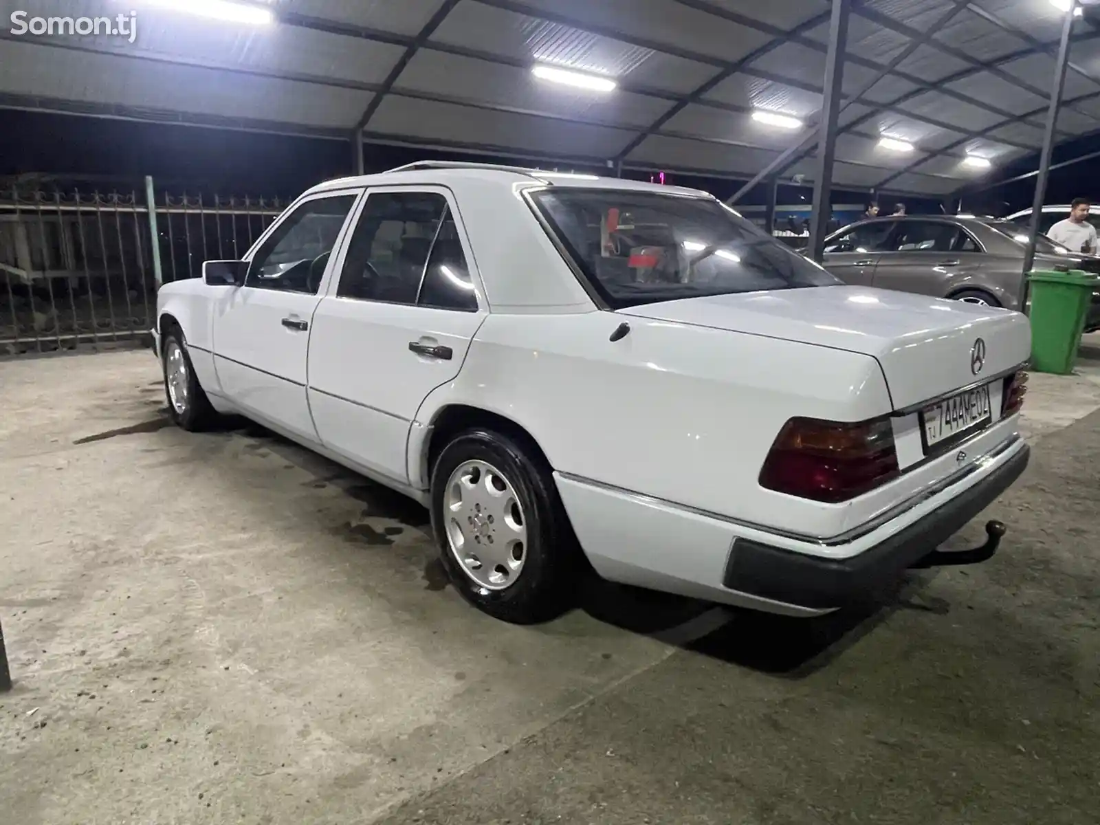 Mercedes-Benz W124, 1992-6