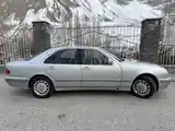 Mercedes-Benz E class, 2000-3