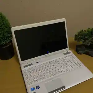 Игровой ноутбук Toshiba i5 340M 2.60Ghz