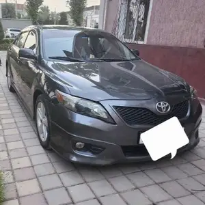 Toyota Camry, 2011