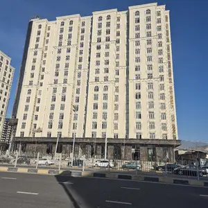 3-комн. квартира, 16 этаж, 117 м², 82мкр