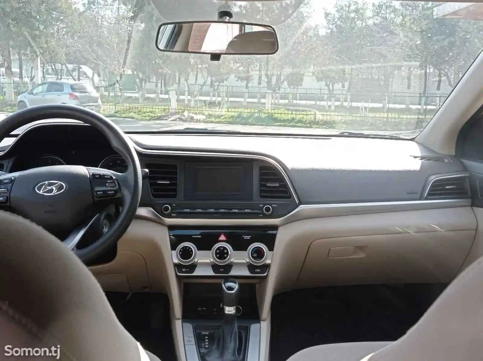 Hyundai Elantra, 2019-4