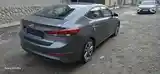 Hyundai Elantra, 2017-6