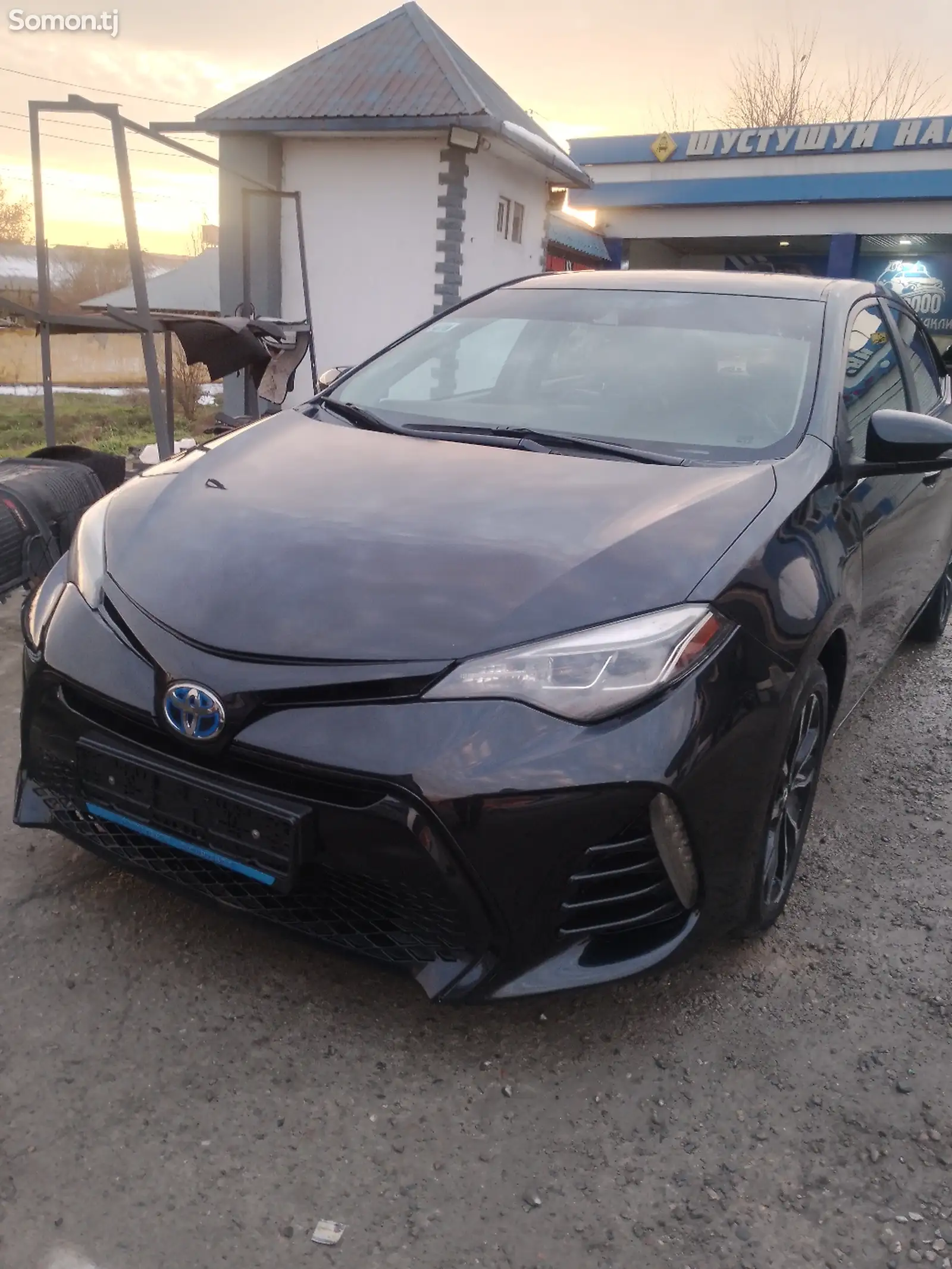 Toyota Corolla, 2017-1