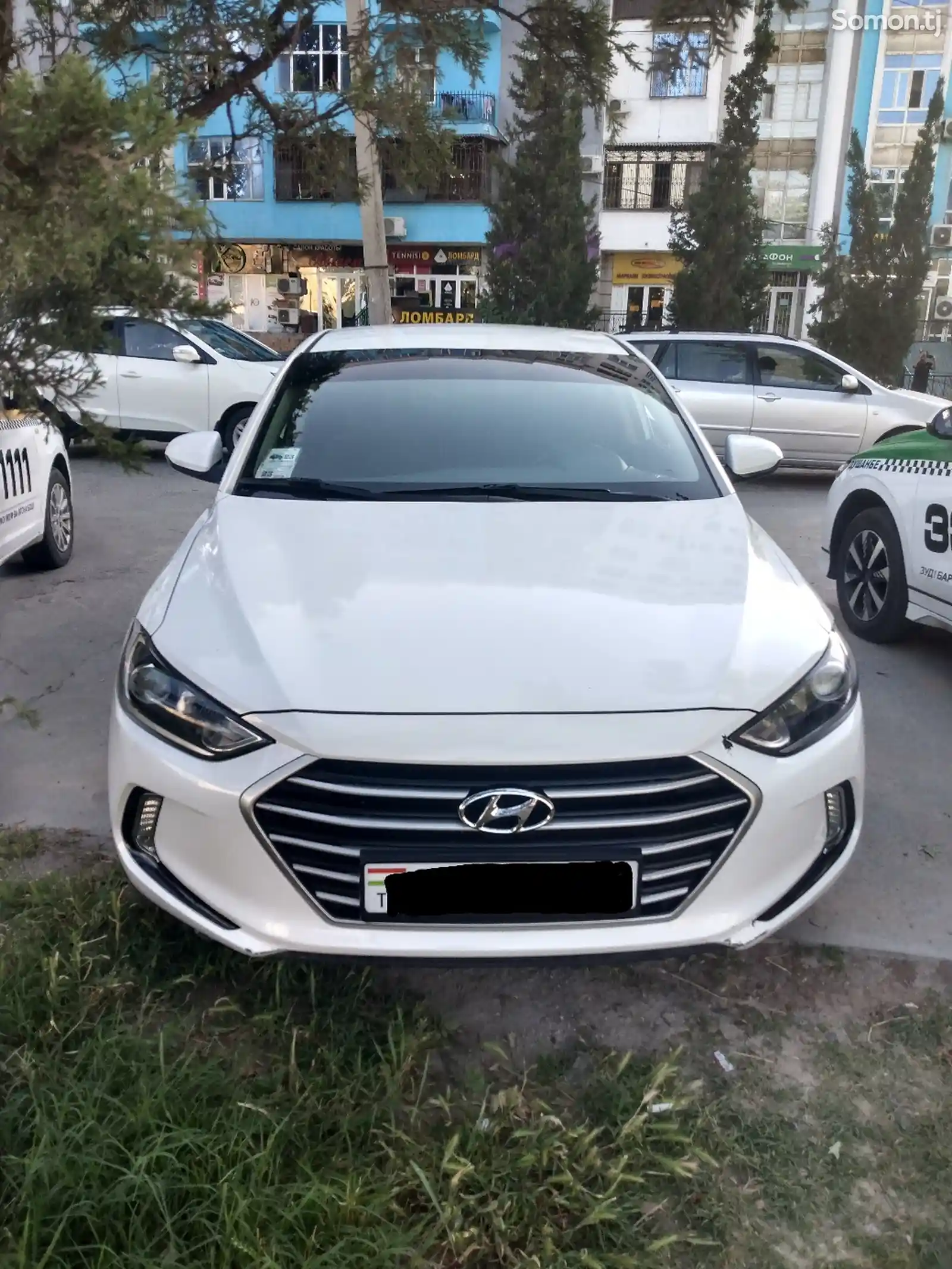 Hyundai Elantra, 2017-1