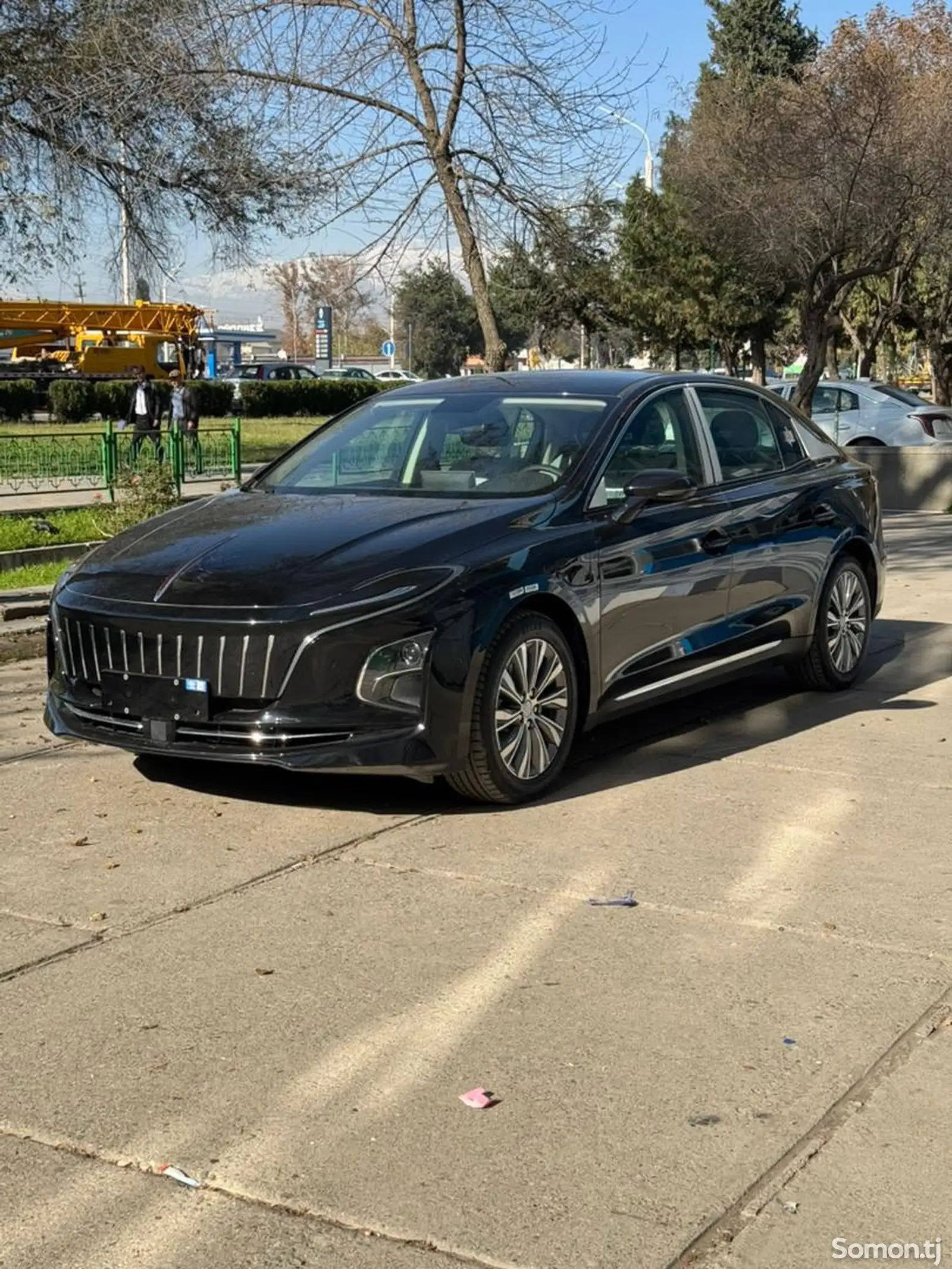 Hongqi E-QM5, 2024-1