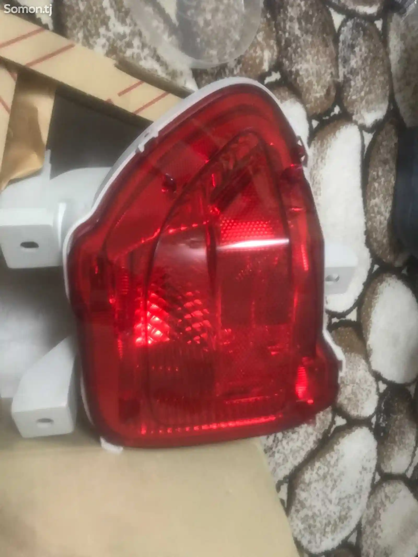 Задняя стоп фонарь для Toyota RAV 4-2