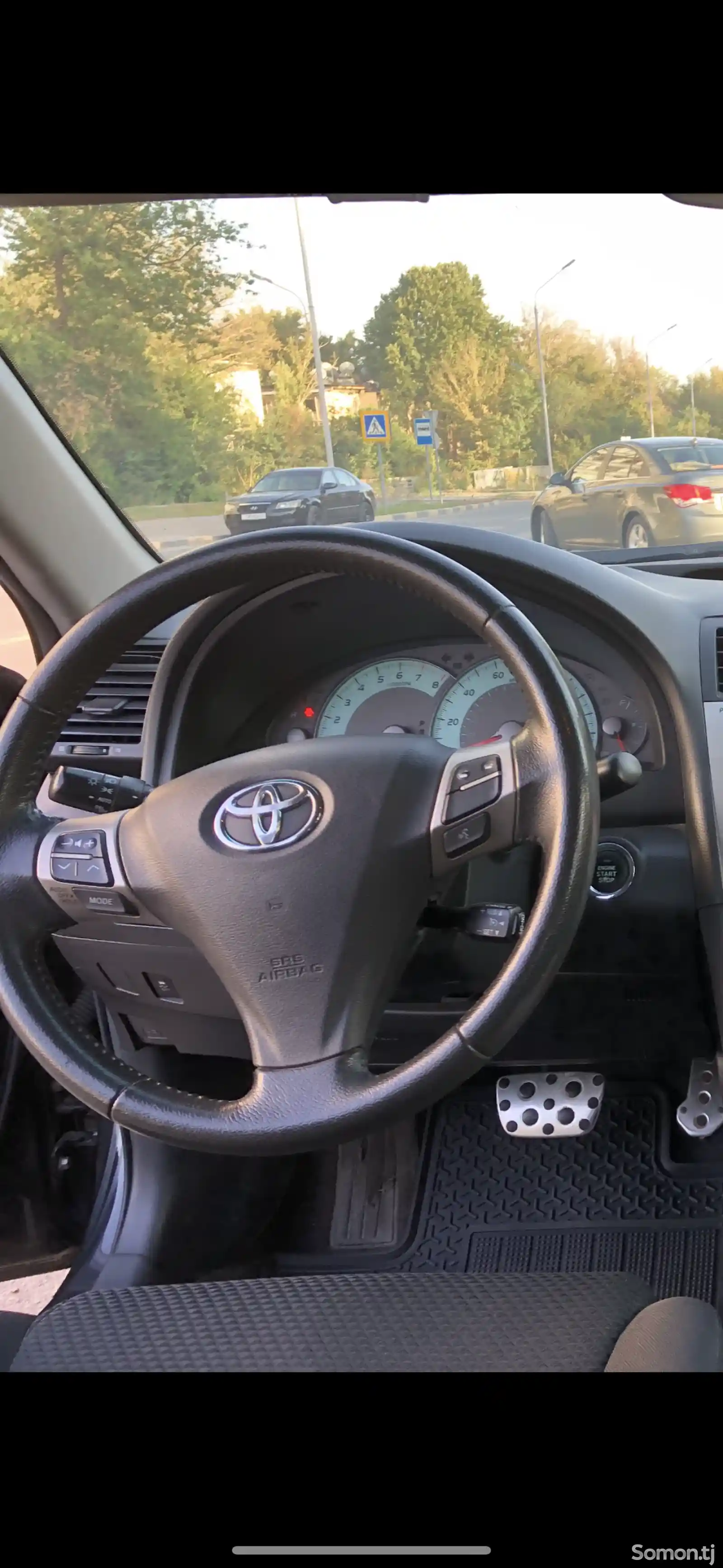 Toyota Camry, 2011-6