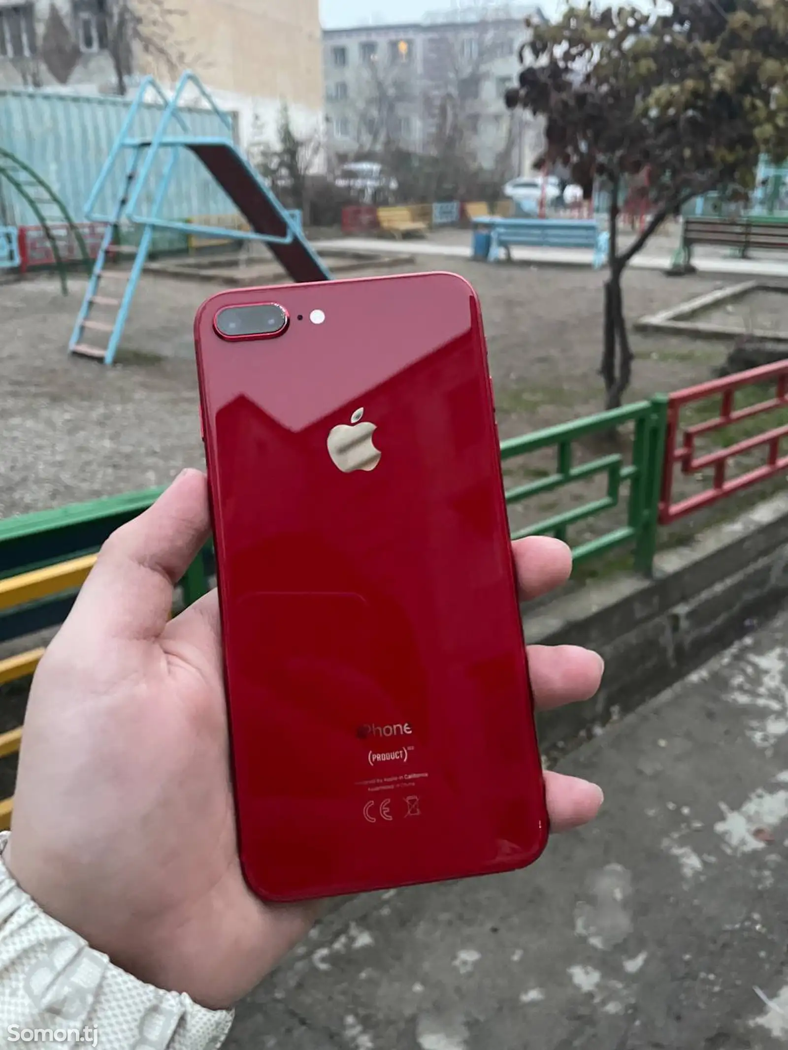 Apple iPhone 8 plus, 64 gb, Product Red-1