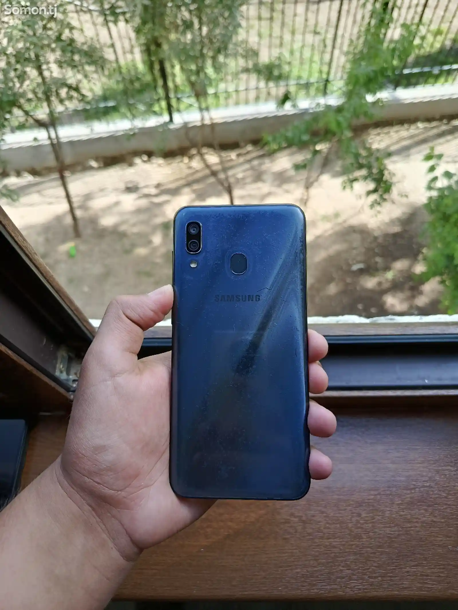 Samsung Galaxy A30-2