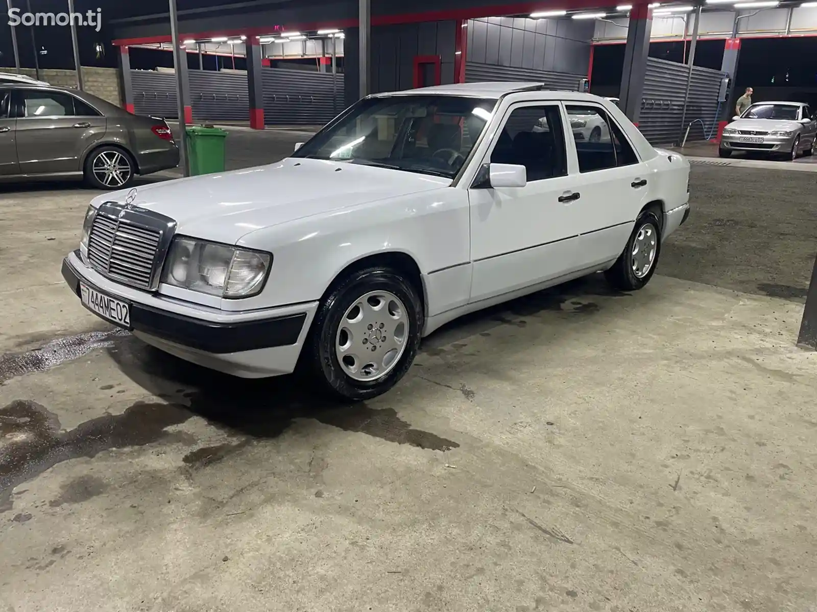 Mercedes-Benz W124, 1992-7