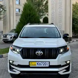 Toyota Land Cruiser Prado, 2023