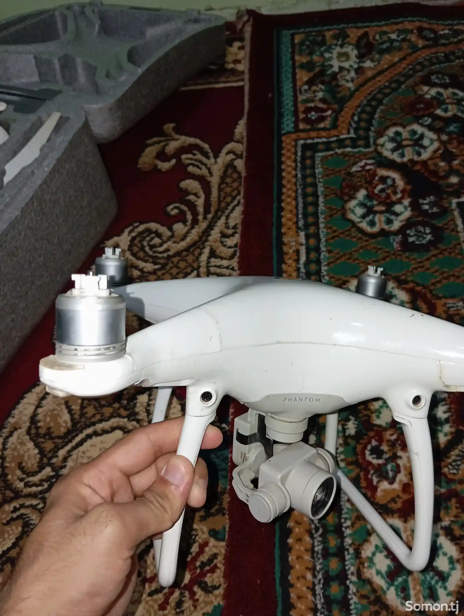 Квадрокоптер DJI Phantom 4-5