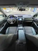 Toyota Camry, 2016-9