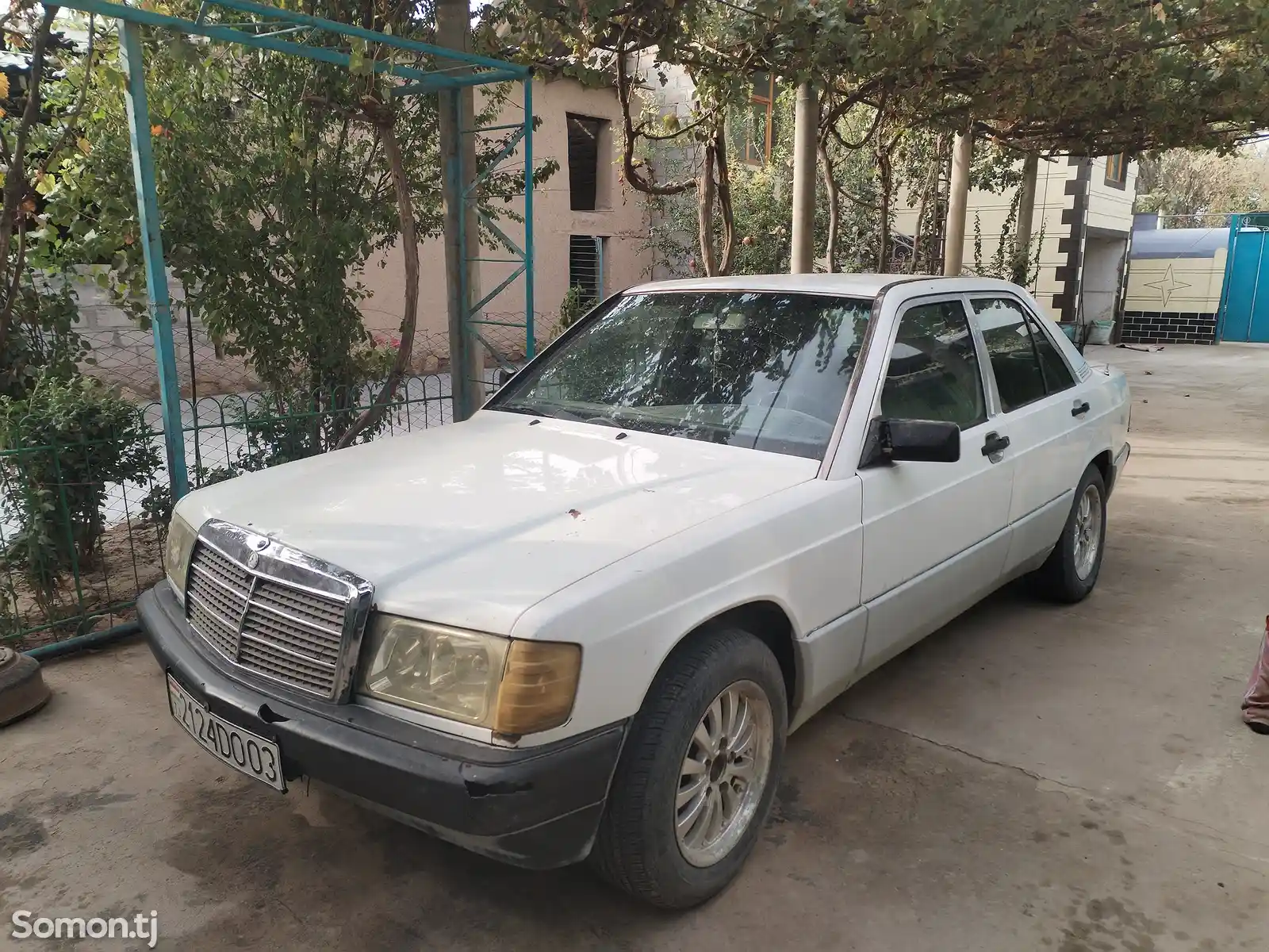 Mercedes-Benz W201, 1991-1